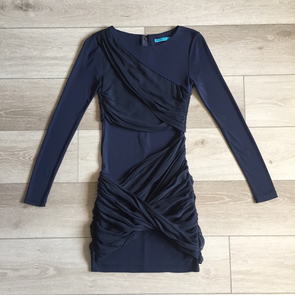 Alice + Olivia Dresses & Skirts - Alice & Olivia Goddess Dress